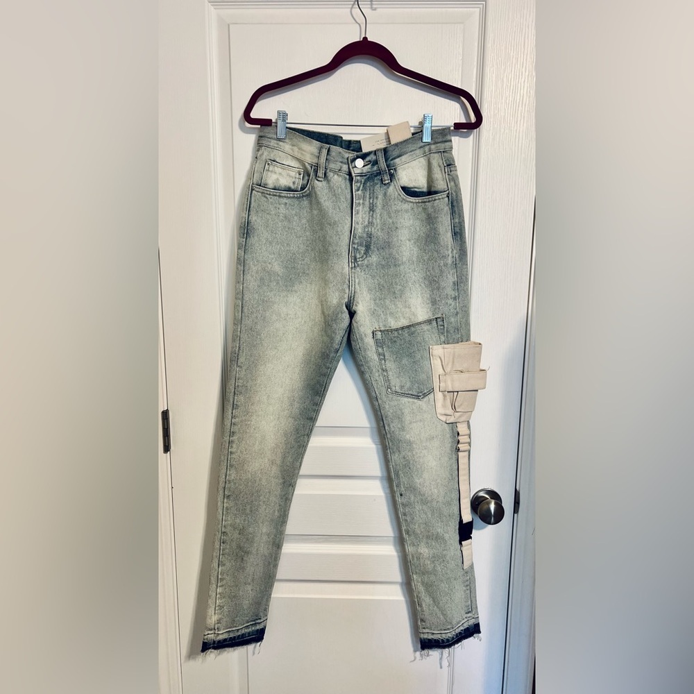 Artsy Utility Streetwear Vintage Wash Denim Jeans with Canvas Cargo Pockets
